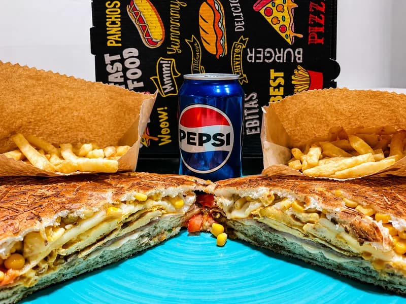 Combo 14 - Baurú con fritas y Pepsi