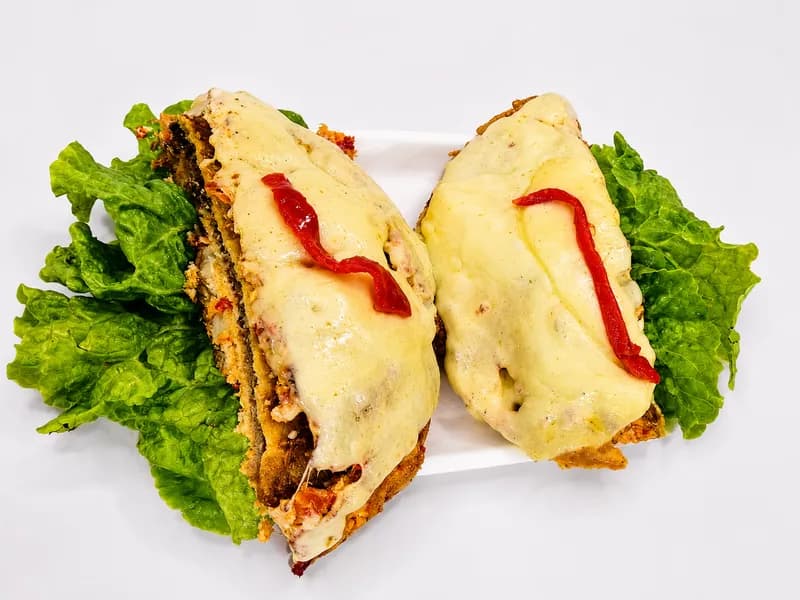 Milanesa chica en 2 panes solo queso